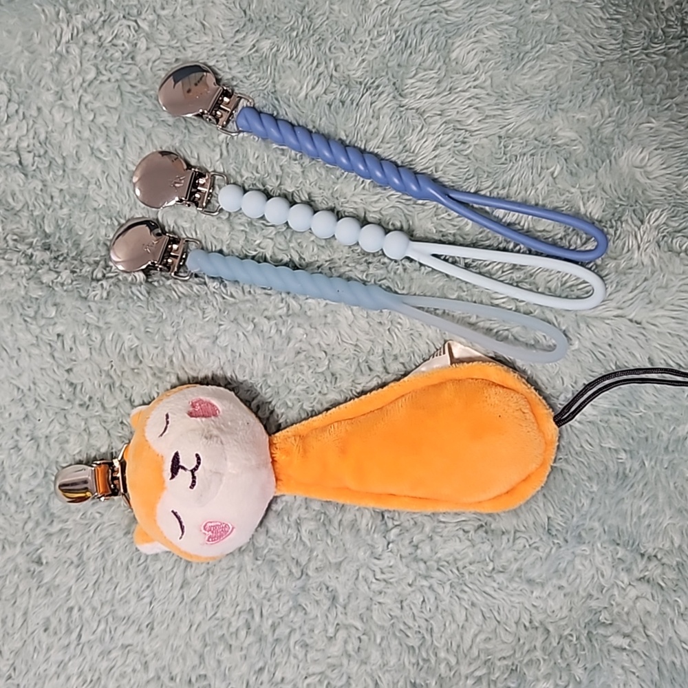 Binky leash set